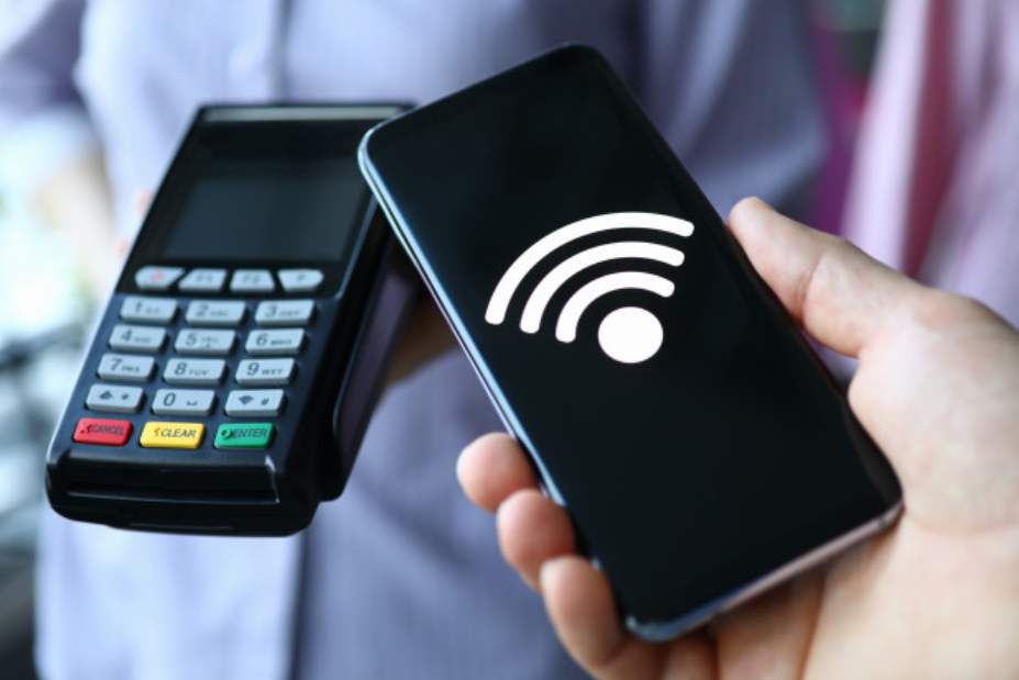 Transformando o mercado de pagamentos: Maquininha de cartão no celular 1 image1 3
