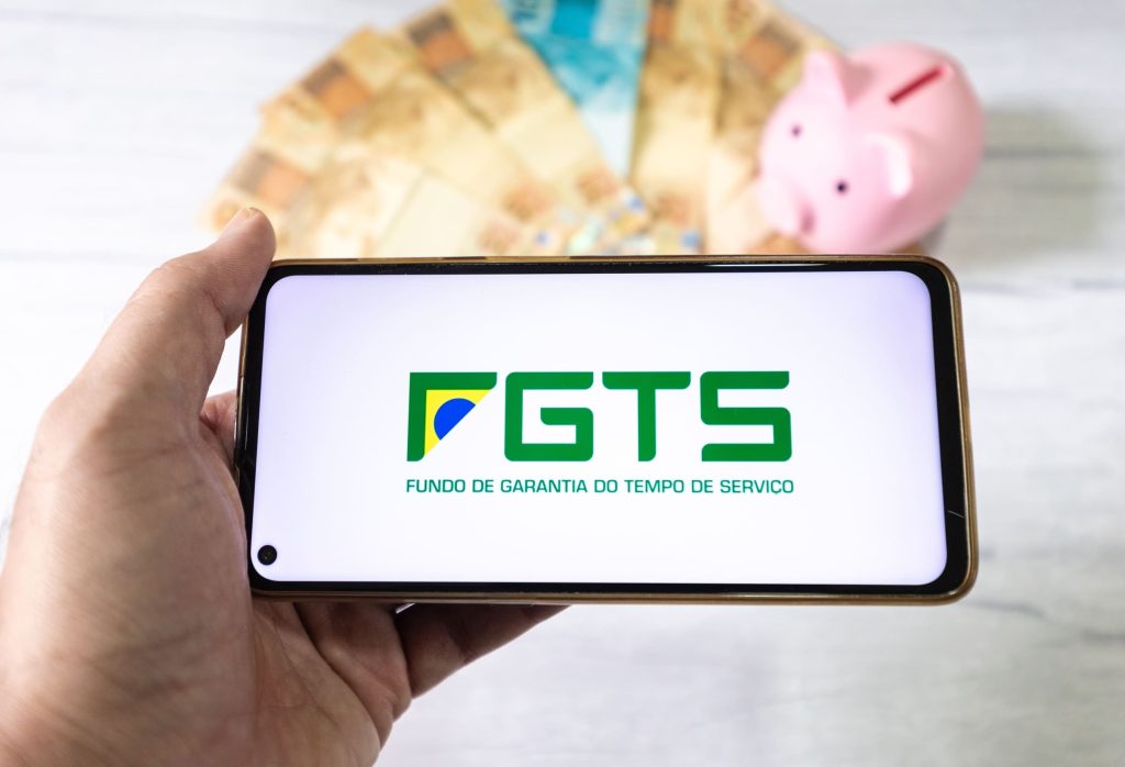 Descubra o papel do FGTS no aumento do Serasa Score 1 shutterstock 2260809293 1