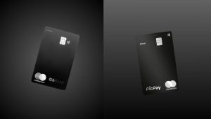 Imagem comparativa dos cartões de crédito C6 Bank Carbon e PicPay Black, ambos com design em preto fosco, chip visível e tecnologia de pagamento por aproximação. O cartão C6 Bank Carbon aparece à esquerda com a logo do C6 Bank e Mastercard, enquanto o PicPay Black está à direita com a marca PicPay e Mastercard. Fundo com tons escuros em degradê.