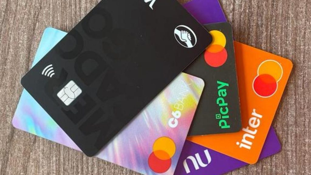 Top 5 contas digitais que oferecem cartão de crédito sem anuidade 3 melhores cartoes