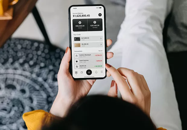Como escolher a melhor conta digital para o seu perfil financeiro? 1 prioritize mobile banking investments blog 800x600 1